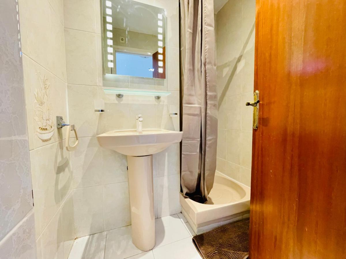 شقة Port Thalassa 4/3 روساس المظهر الخارجي الصورة